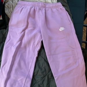 Nike sweatpant joggers